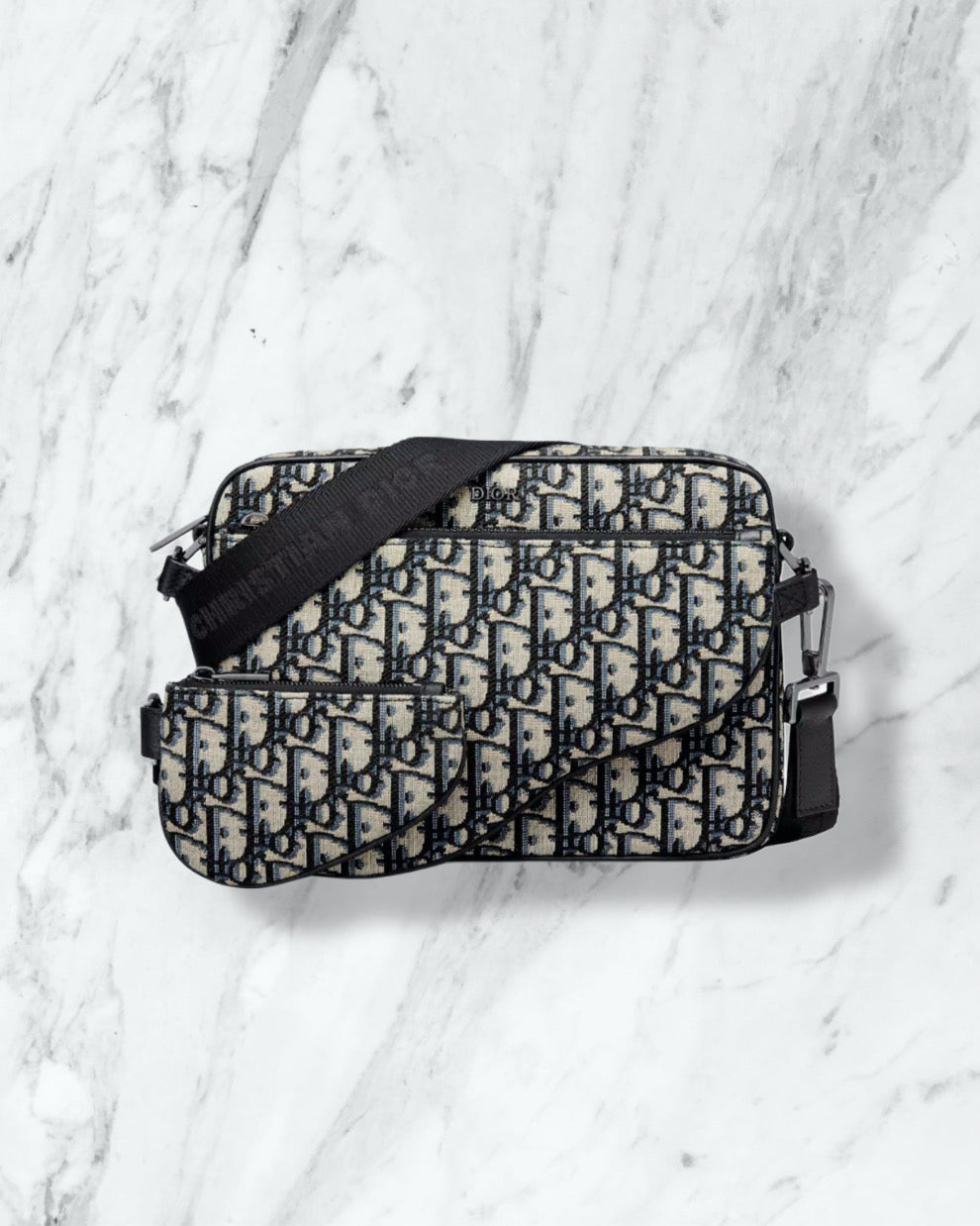 Sacoche Dior — Motif — Wise