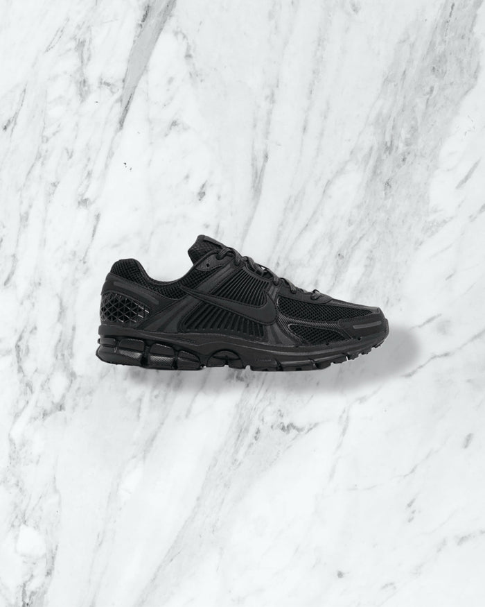 Nike P — 6000 Sneaker — Noir — Wise