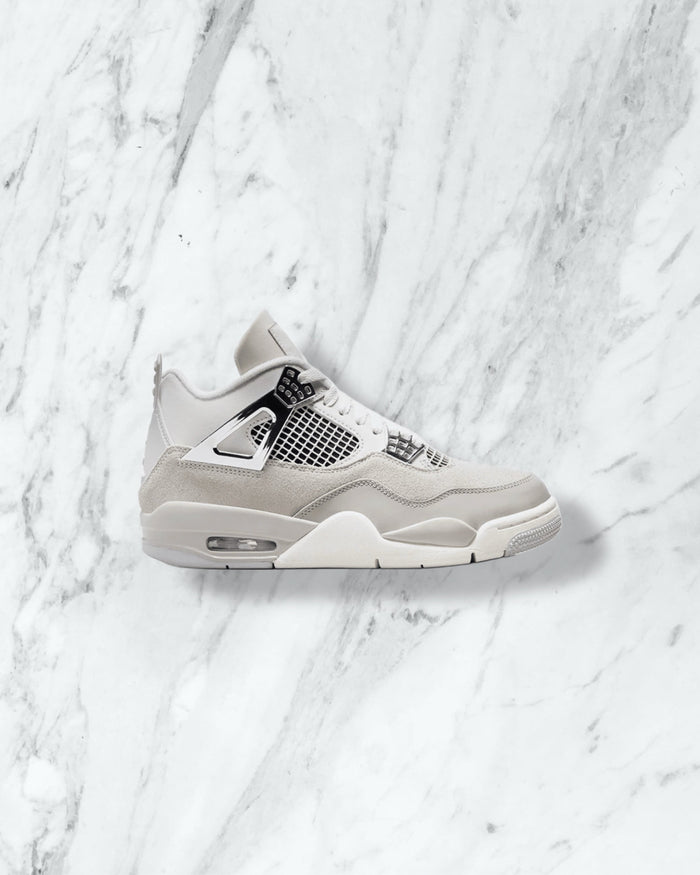 Jordan 4 Sneaker — Beige — Wise