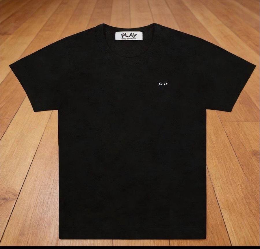 Photo client — Tee-shirt Comme des Garçons — Noir