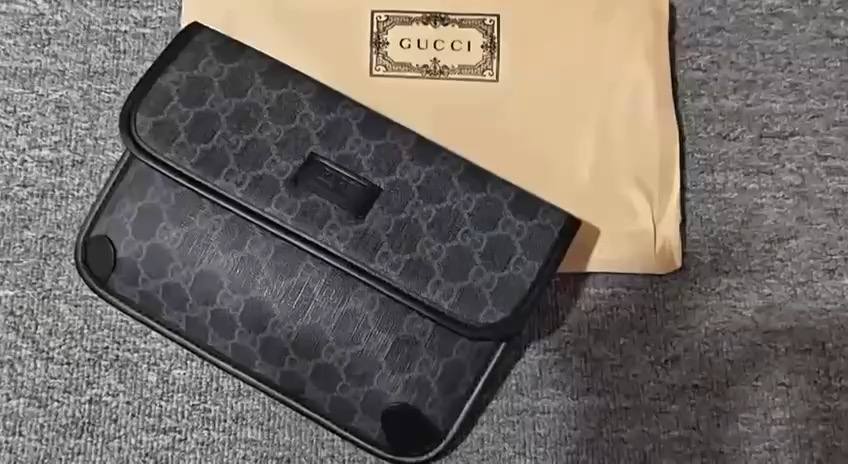 Photo client — Sacoche Gucci — Noir